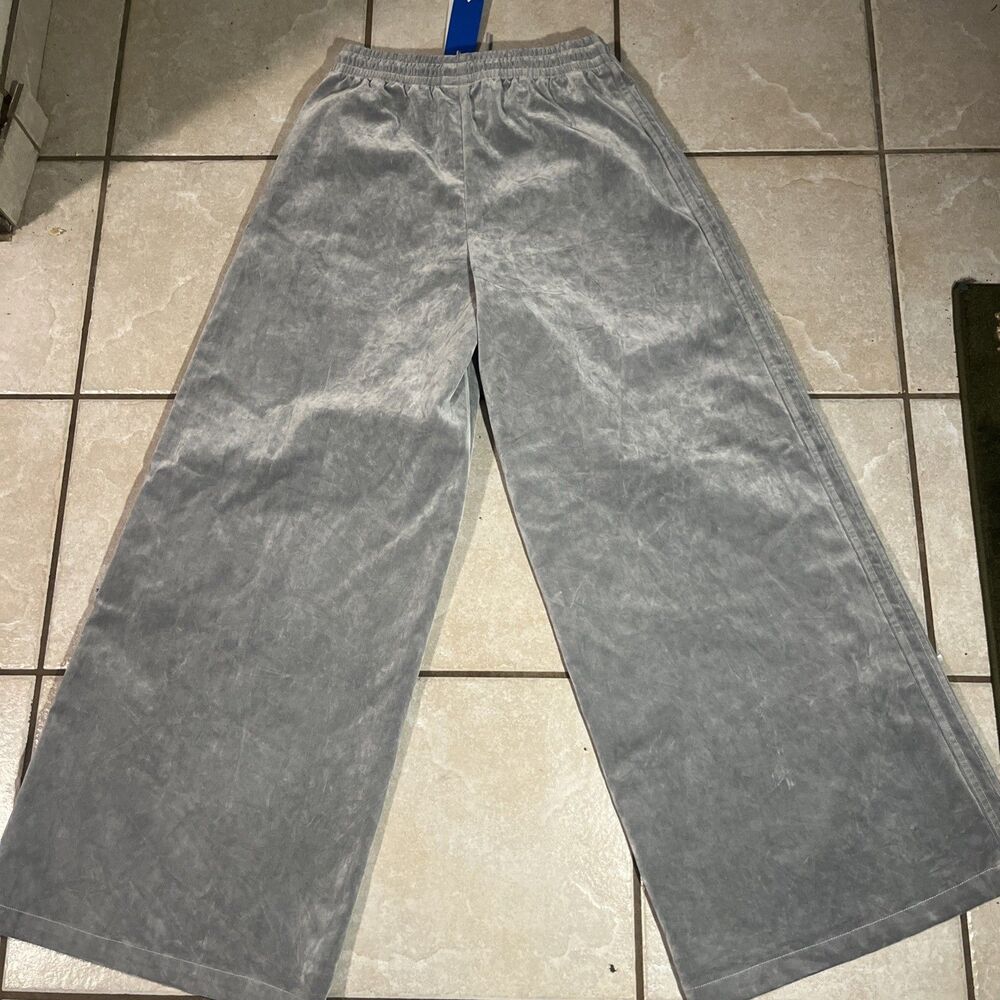 NWT adidas Originals Brushed Twill Oversized Firebird Track Pants S Grey JW7331 - Picture 11 of 11
